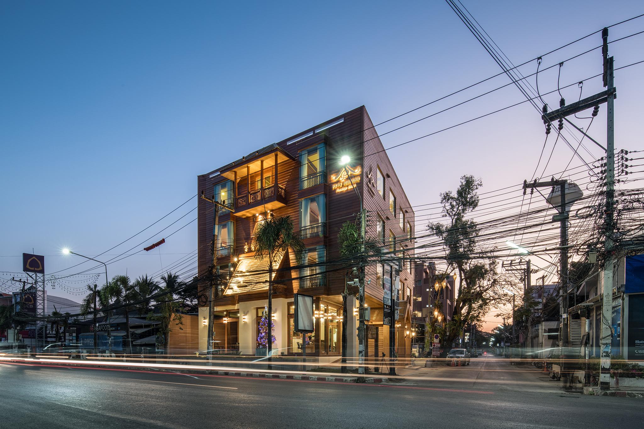 Peak Nimman Prestige Hotel Chiang Mai Ngoại thất bức ảnh