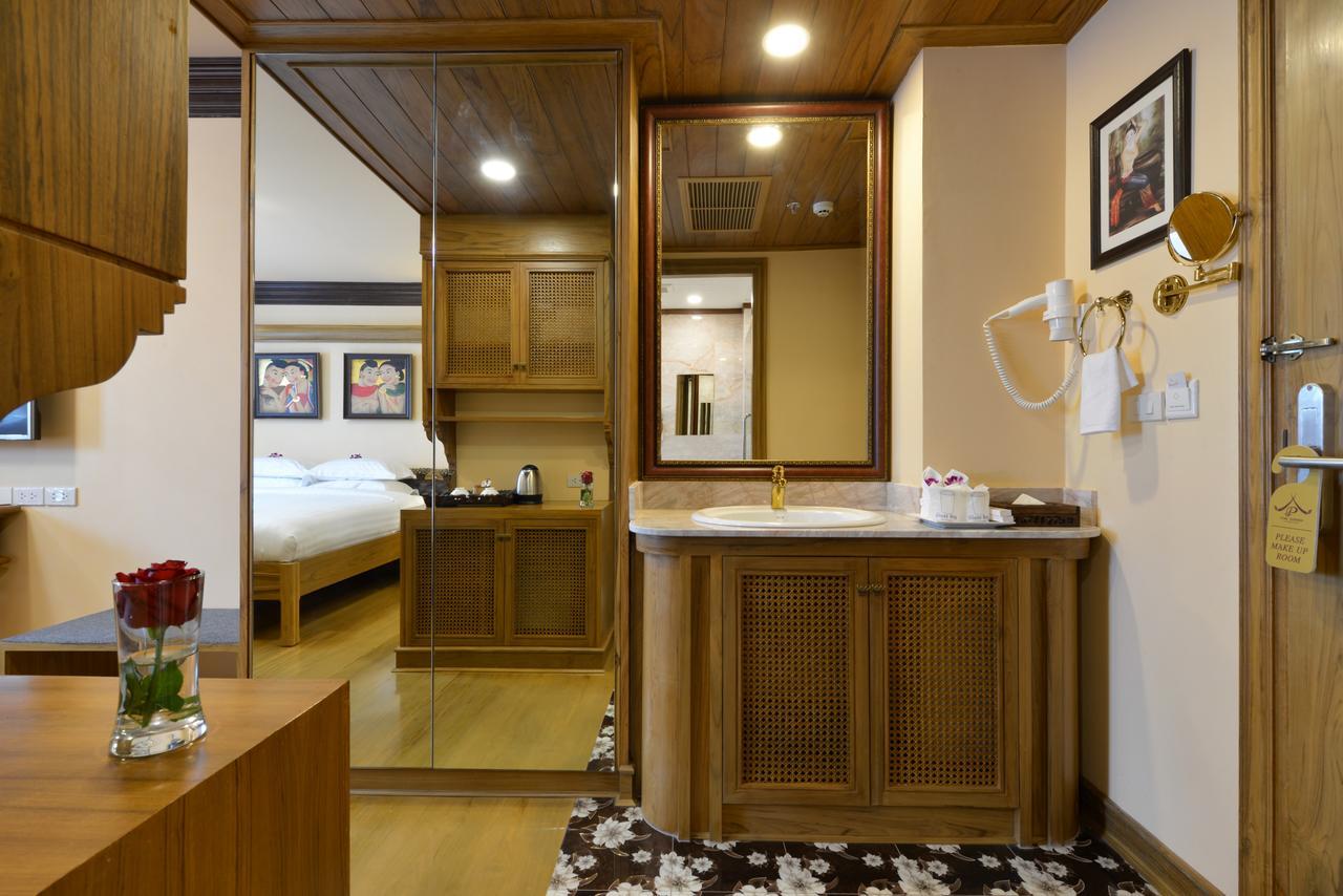 Peak Nimman Prestige Hotel Chiang Mai Ngoại thất bức ảnh