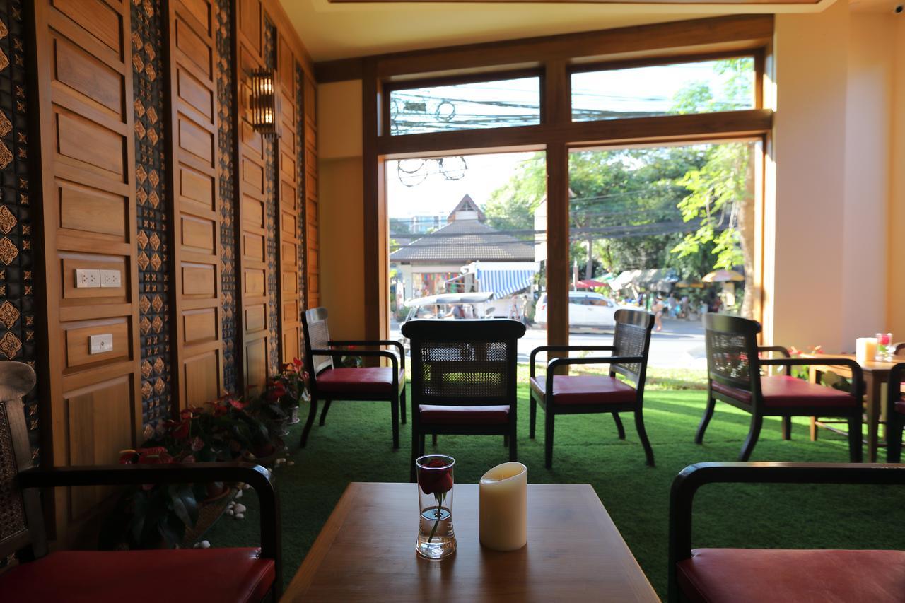 Peak Nimman Prestige Hotel Chiang Mai Ngoại thất bức ảnh