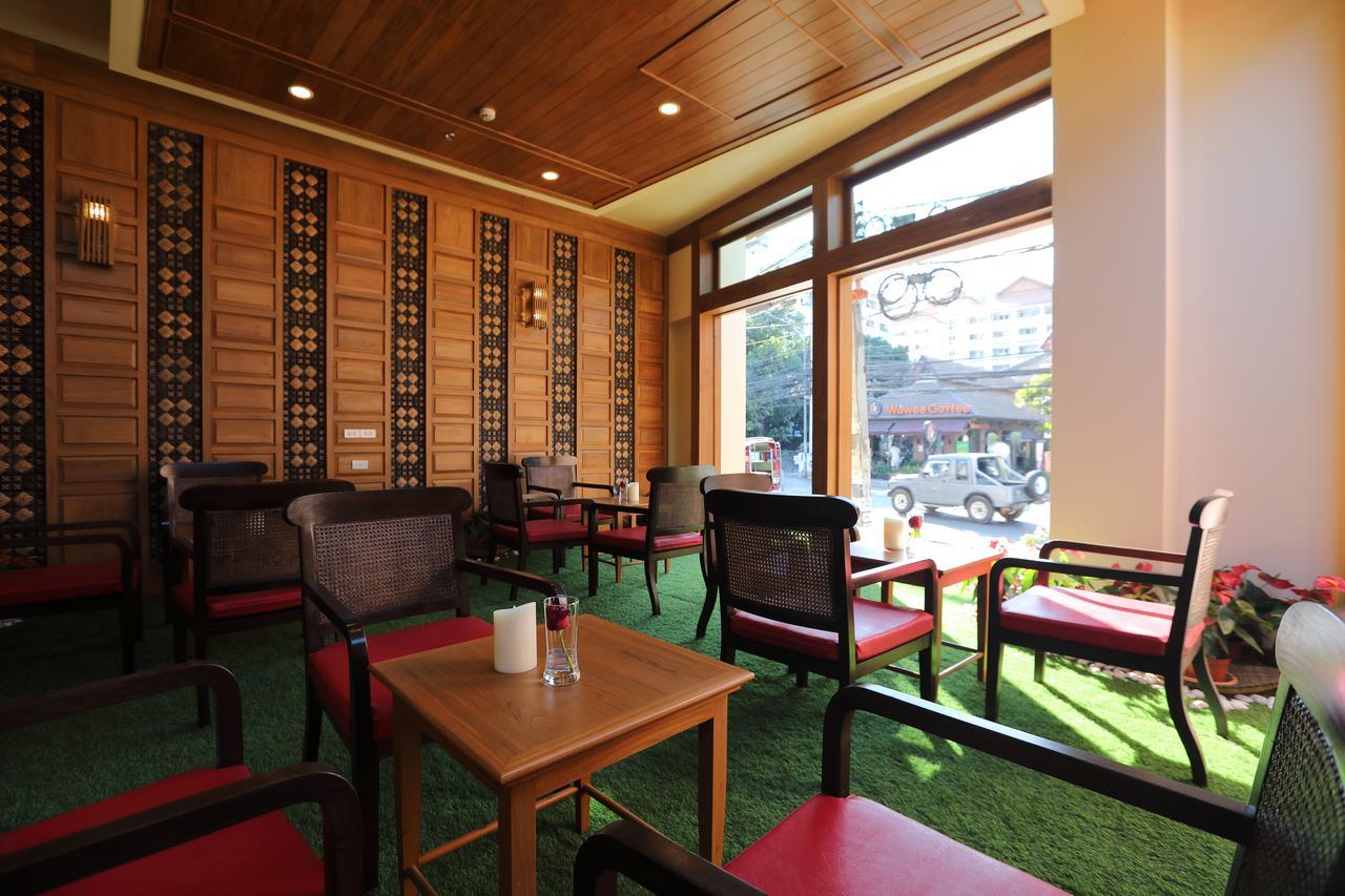 Peak Nimman Prestige Hotel Chiang Mai Ngoại thất bức ảnh