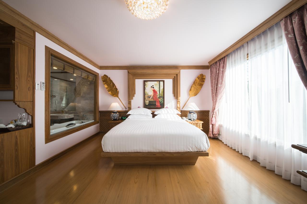 Peak Nimman Prestige Hotel Chiang Mai Ngoại thất bức ảnh